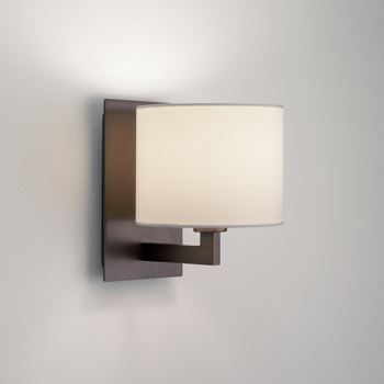 фабрика Astro Lighting